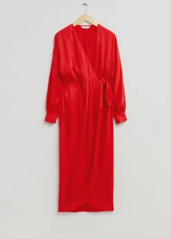 New Afslappet Omslagskjole Med Plisserede Detaljer Kvinder Kjoler