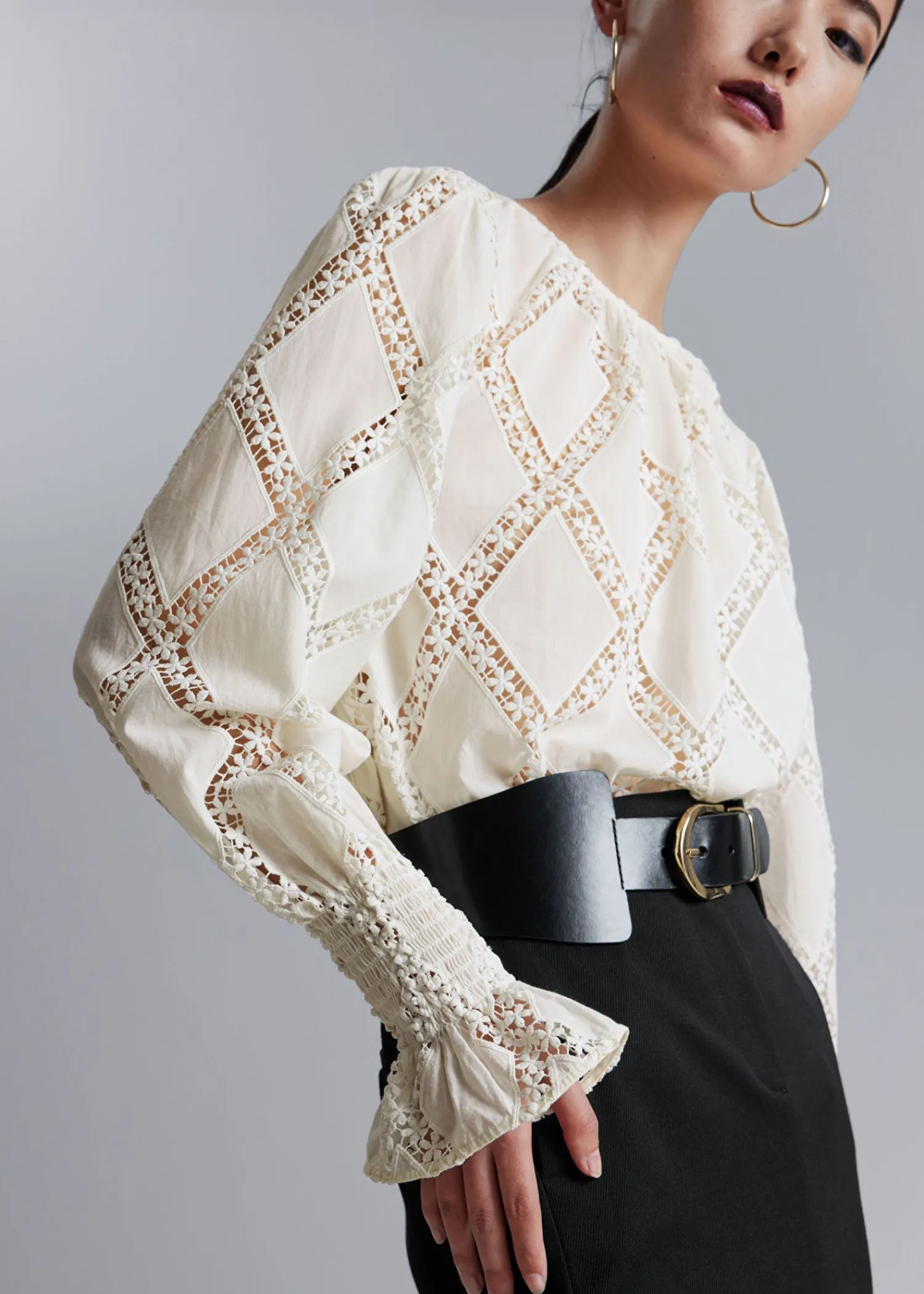 Cheap Broderet Bluse Med Flaesemanchetter Kvinder Bluser Og Skjorter