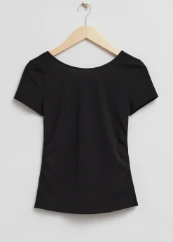 Shop Fitted Ruched Detail T-Shirt Kvinder Toppe