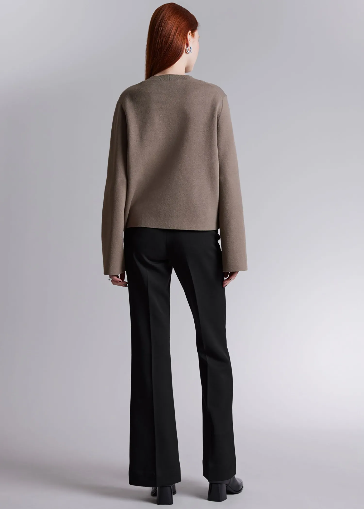 Discount Strikket Sweater Med Brede Aermer Kvinder Strik