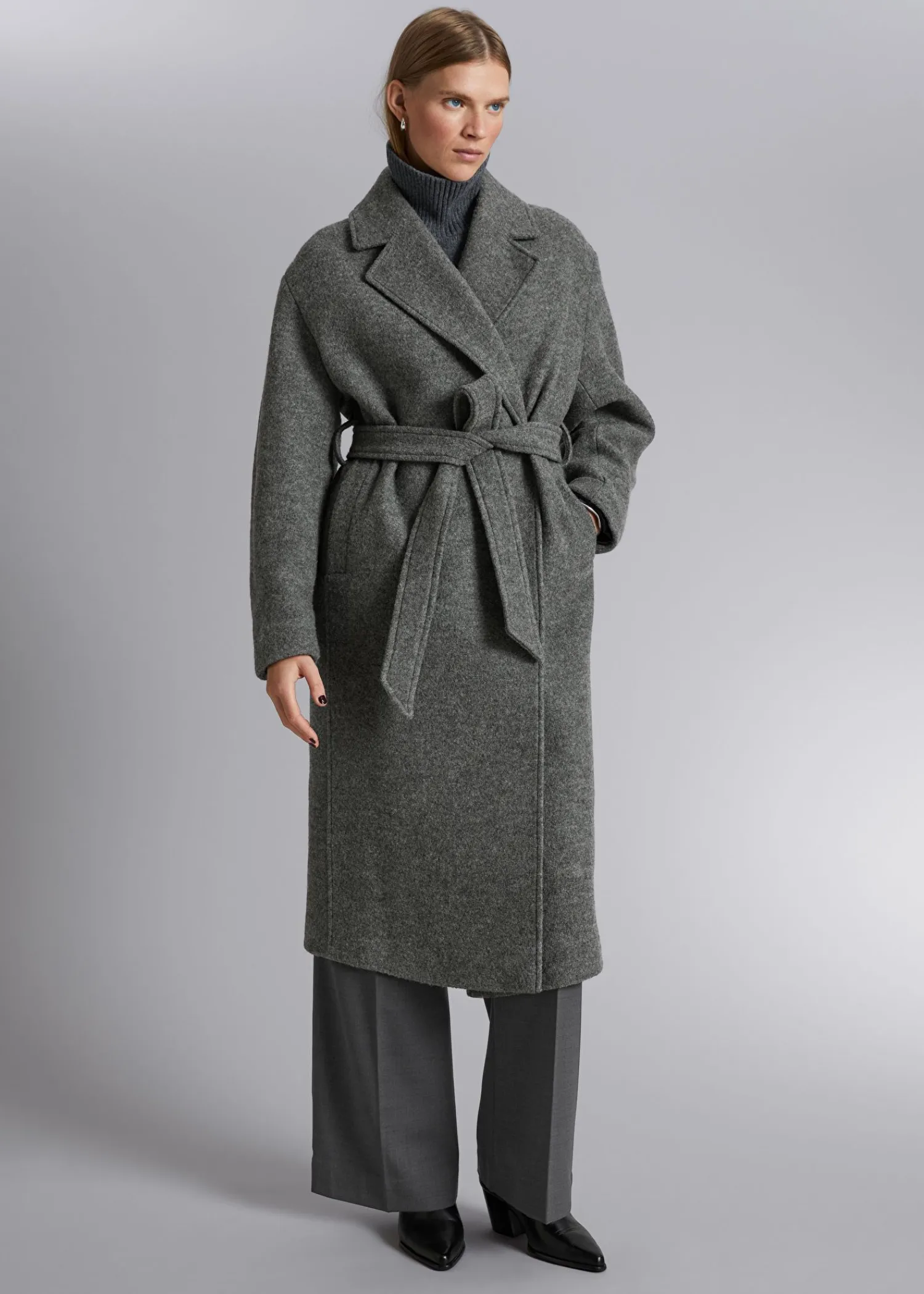 Shop Voluminos Uldfrakke Med Baelte Kvinder Frakker & Jakker