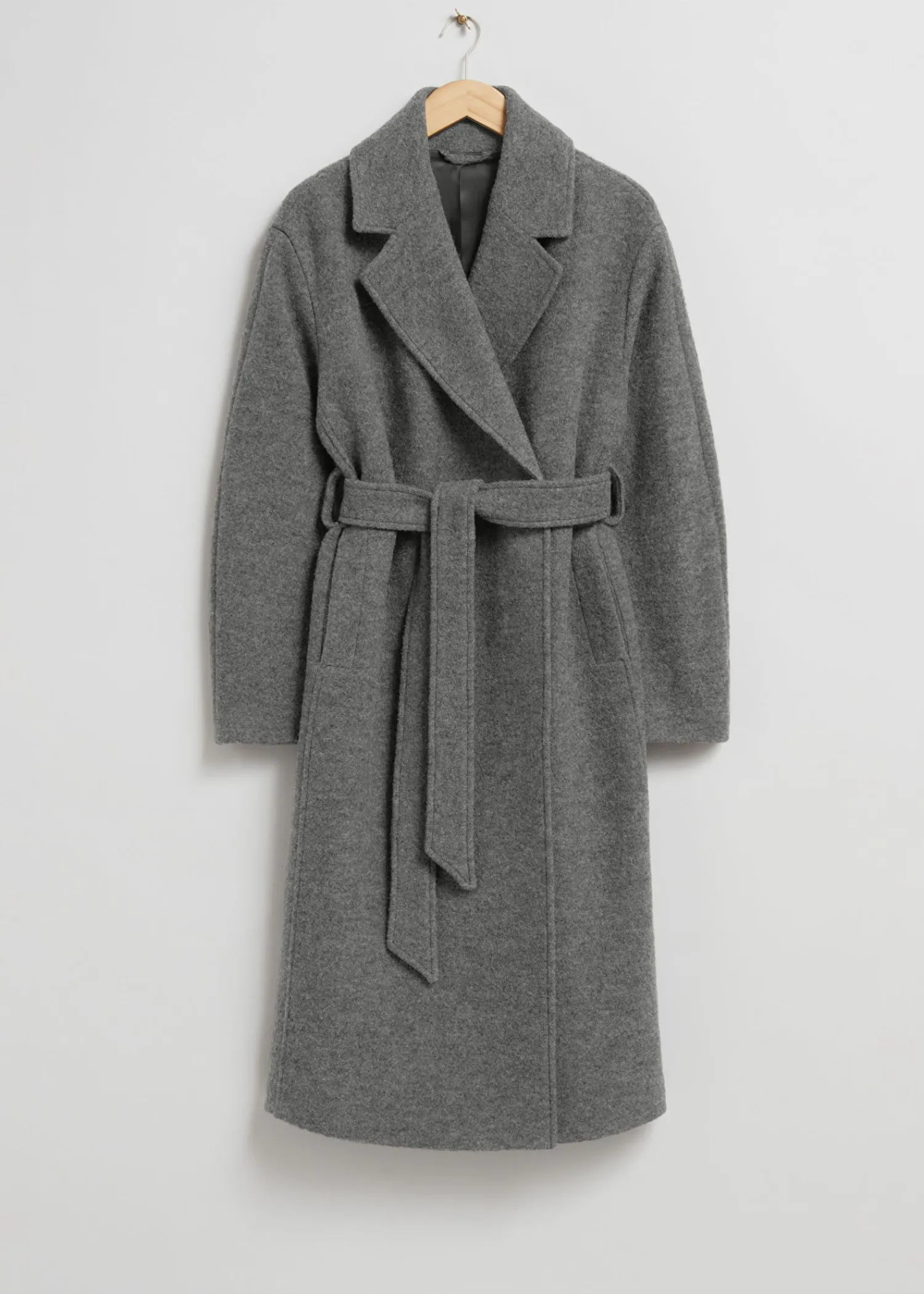 Shop Voluminos Uldfrakke Med Baelte Kvinder Frakker & Jakker